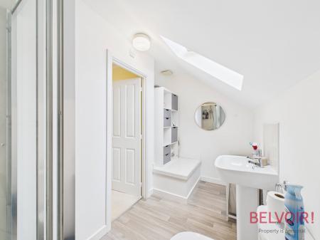 3 bedroom Town house for sale in Stewart Way, Annesley, NG15