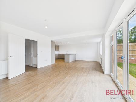 4 bedroom Detached house for sale in The Kingfisher, High Oakham Ridge, Mansfield, NG18