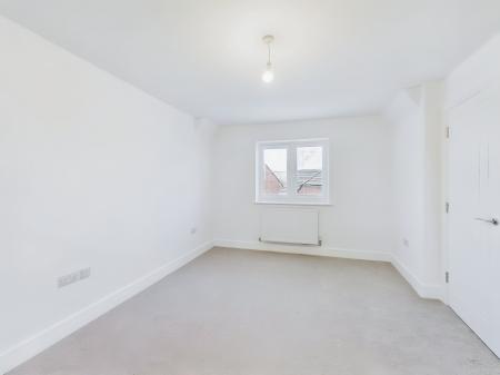 5 bedroom Detached house for sale in The Oak, High Oakham Ridge, Mansfield, NG18