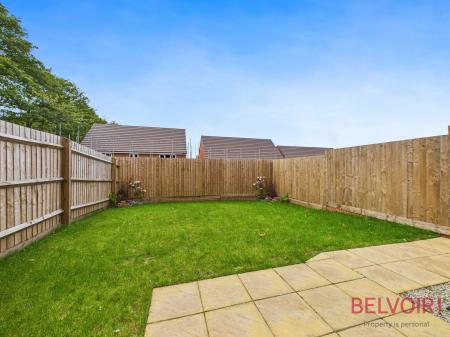 3 bedroom Semi-detached house for sale in The Willow, High Oakham Ridge, Mansfield, NG18