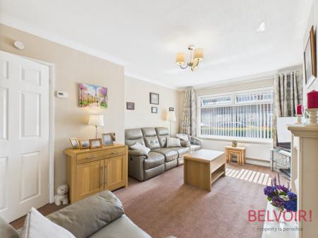 2 bedroom Semi-detached bungalow for sale in Wynndale Drive, Mansfield, NG18