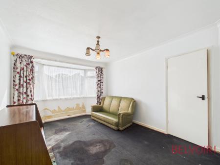 2 bedroom Detached bungalow for sale in Greenwood Avenue, Nottingham, NG3