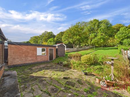 2 bedroom Detached bungalow for sale in Greenwood Avenue, Nottingham, NG3