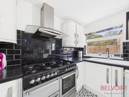 4 bedroom Detached house for sale in Lovell Close, Nottingham, NG6