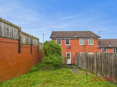 2 bedroom Semi-detached house for sale in Hazelbank Avenue, Mapperley, Nottingham, NG3
