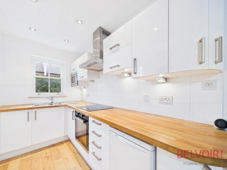 2 bedroom Terraced House for sale in Windermere Road, Nottingham, NG7