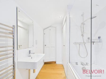 2 bedroom Terraced House for sale in Windermere Road, Nottingham, NG7