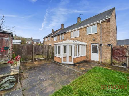 3 bedroom Semi-detached house for sale in Shoreswood Close, Nottingham, NG5
