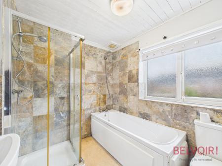 3 bedroom Semi-detached house for sale in Shoreswood Close, Nottingham, NG5