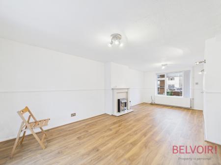 3 bedroom Semi-detached house for sale in Shoreswood Close, Nottingham, NG5