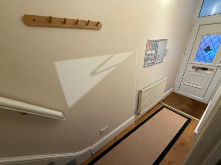 6 bedroom Town house to let in Hungerton Street, Lenton, Nottingham, NG7