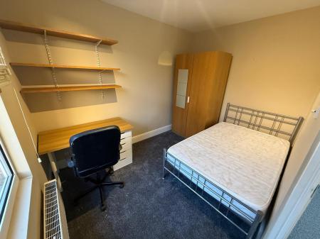 6 bedroom Town house to let in Hungerton Street, Lenton, Nottingham, NG7