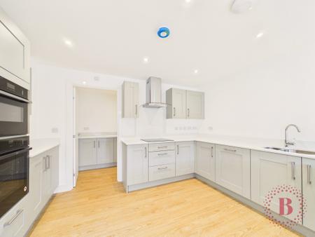4 bedroom Detached house for sale in The Kingfisher, High Oakham Ridge, Mansfield, NG18