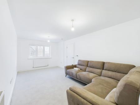 5 bedroom Detached house for sale in The Oak, High Oakham Ridge, Mansfield, NG18