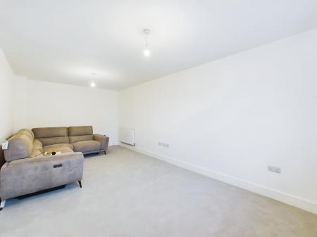 5 bedroom Detached house for sale in The Oak, High Oakham Ridge, Mansfield, NG18