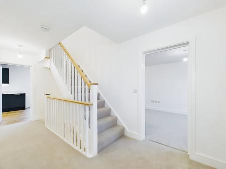 5 bedroom Detached house for sale in The Oak, High Oakham Ridge, Mansfield, NG18