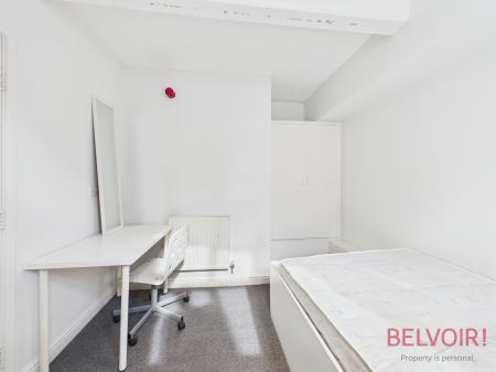 6 bedroom House of Multiple Occupation for sale in Mansfield Road, Nottingham, NG1