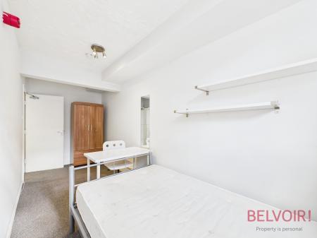 6 bedroom House of Multiple Occupation for sale in Mansfield Road, Nottingham, NG1