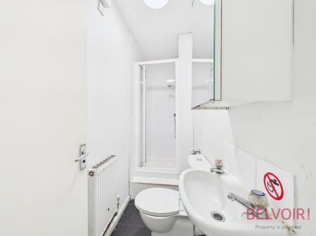 6 bedroom House of Multiple Occupation for sale in Mansfield Road, Nottingham, NG1