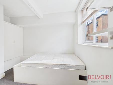 6 bedroom House of Multiple Occupation for sale in Mansfield Road, Nottingham, NG1