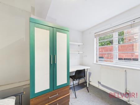 6 bedroom House of Multiple Occupation for sale in Mansfield Road, Nottingham, NG1