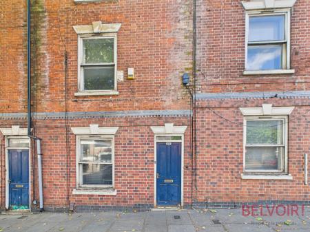 6 bedroom House of Multiple Occupation for sale in Mansfield Road, Nottingham, NG1