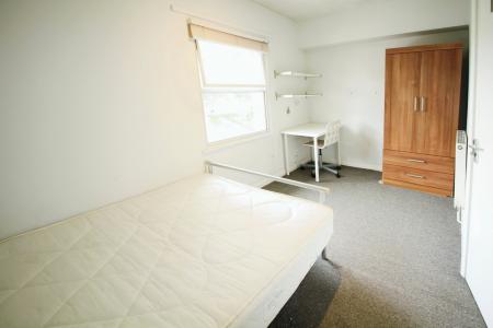 6 bedroom House of Multiple Occupation for sale in Mansfield Road, Nottingham, NG1