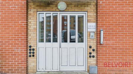 2 bedroom Flat for sale in Player Street, Nottingham, NG7