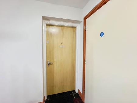 2 bedroom Apartment to let in Woodborough Road, St Anns, Nottingham, NG3