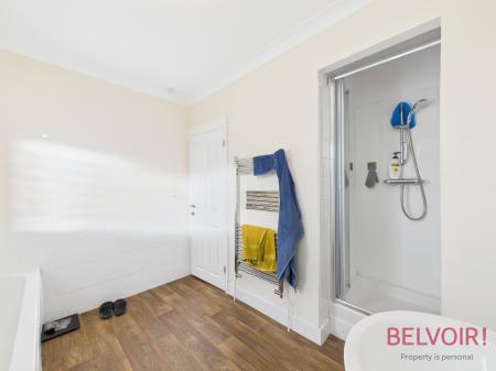 3 bedroom Terraced House for sale in Hollington Road, Bilborough, NG8