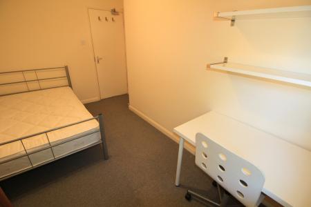 6 bedroom Town house to let in North Sherwood Street, Nottingham, NG1