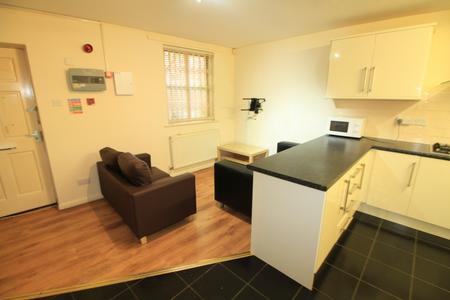 1 bedroom House share to let in North Sherwood Street, Nottingham, NG1