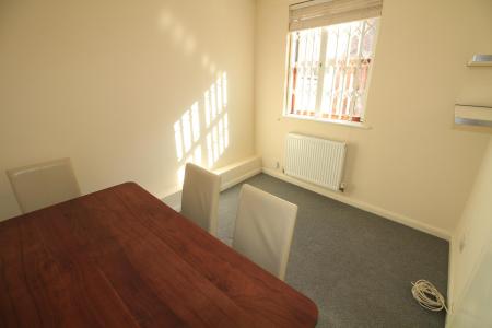 6 bedroom Town house to let in North Sherwood Street, Nottingham, NG1