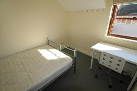 6 bedroom Town house to let in North Sherwood Street, Nottingham, NG1