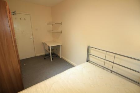 6 bedroom Town house to let in North Sherwood Street, Nottingham, NG1