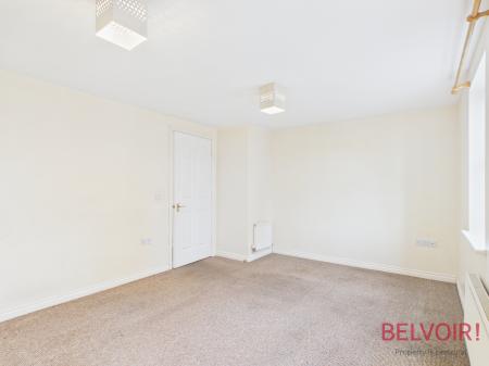 2 bedroom Flat for sale in Barrowsgate, Newark, NG24