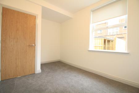 2 bedroom Coach House to let in Dovecote Lane, Beeston, NG9