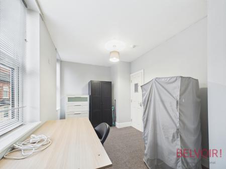 5 bedroom End of terrace house for sale in Tudor Grove, Nottingham, NG1