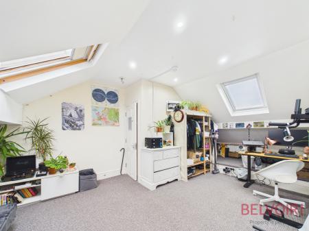 5 bedroom End of terrace house for sale in Tudor Grove, Nottingham, NG1
