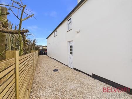 3 bedroom Cottage for sale in Mansfield Road, Selston, NG16