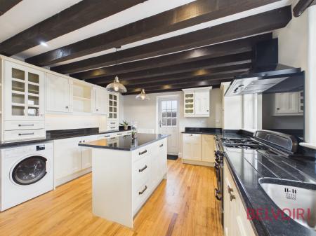 3 bedroom Cottage for sale in Mansfield Road, Selston, NG16