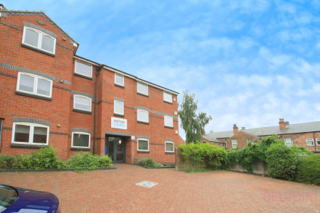 1 bedroom House share to let in Barrique Road, Nottingham, NG7