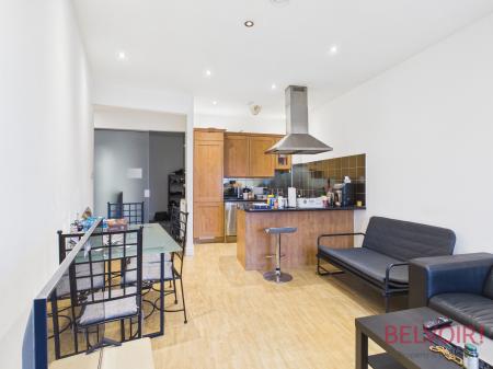 2 bedroom Flat for sale in George Street, Nottingham, NG1