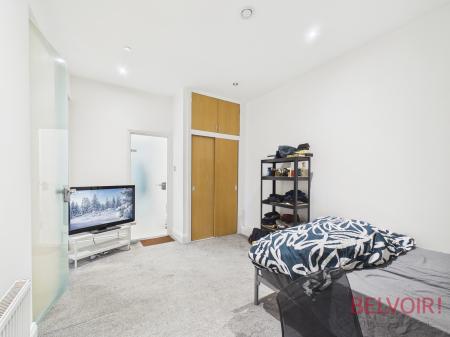 2 bedroom Flat for sale in George Street, Nottingham, NG1