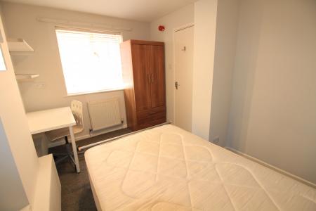 1 bedroom Terraced House to let in Mansfield Road, Nottingham, NG1
