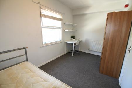 1 bedroom Terraced House to let in Mansfield Road, Nottingham, NG1