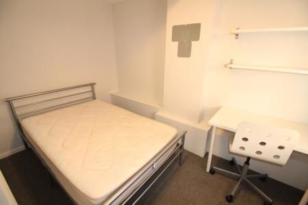 1 bedroom Terraced House to let in Mansfield Road, Nottingham, NG1