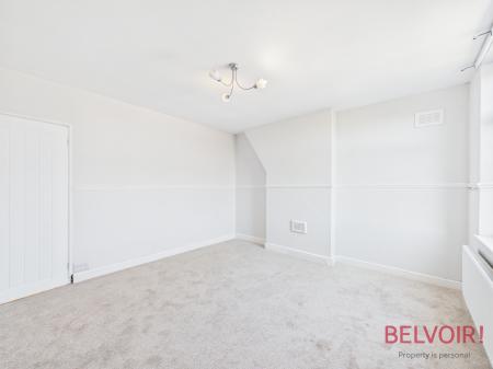 2 bedroom Terraced House for sale in Moor Street, Mansfield, NG18