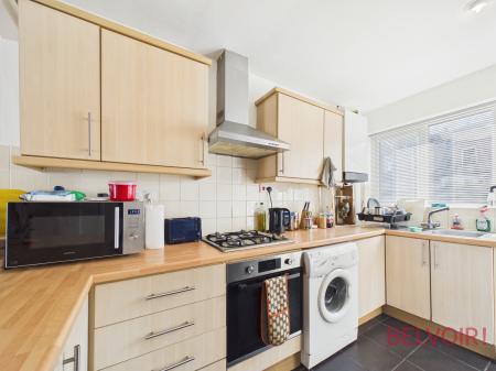 2 bedroom Semi-detached house for sale in Albert Road, Alexandra Park, Nottingham, NG3