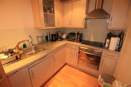 2 bedroom Flat to let in Upper College Street, Nottingham, NG1